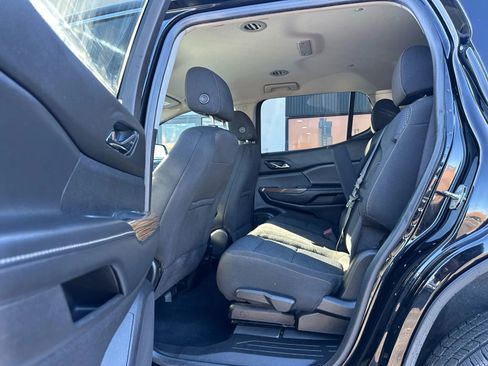 Used 2020 GMC Acadia SLE w/ Driver Convenience Package image 9