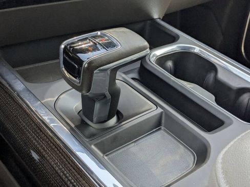 Certified 2025 Chevrolet Silverado 1500 RST AWD/4WD image 31