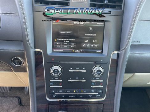Used 2015 Lincoln Navigator 4WD w/ Equipment Group 101A Reserve image 20