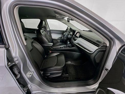 Used 2022 Jeep Compass Latitude image 31