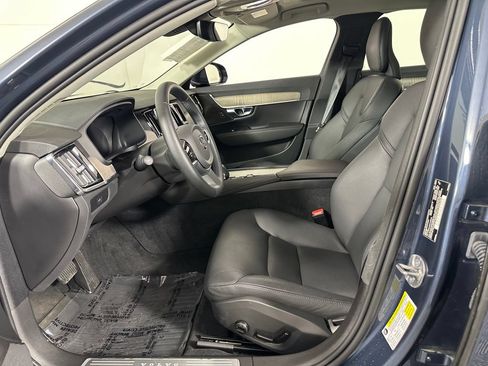 Used 2025 Volvo S90 B6 Plus w/ Protection Package Premier AWD/4WD image 14