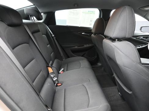Used 2024 Chevrolet Malibu LT image 8