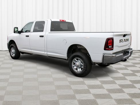 Used 2025 RAM 3500 Tradesman w/ Chrome Appearance Group image 34