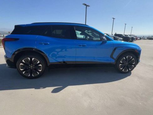 Used 2025 Chevrolet Blazer EV RS AWD/4WD image 9