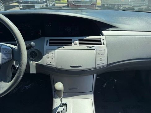 Used 2007 Toyota Avalon XL FWD image 2