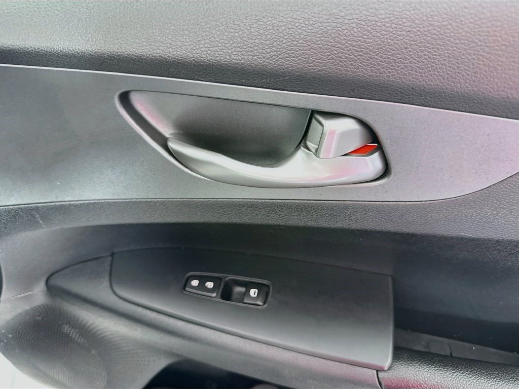 Used 2020 Kia Forte Sedan FWD image 29