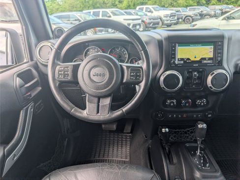 Used 2014 Jeep Wrangler Unlimited Rubicon w/ Dual Top Group AWD/4WD image 13