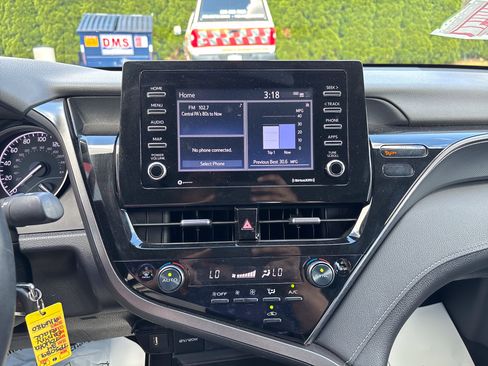 Certified 2024 Toyota Camry SE FWD image 25