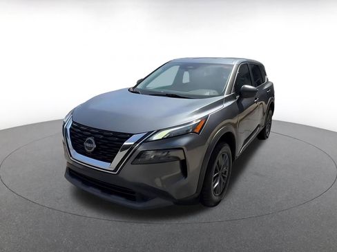 Used 2023 Nissan Rogue S FWD image 6
