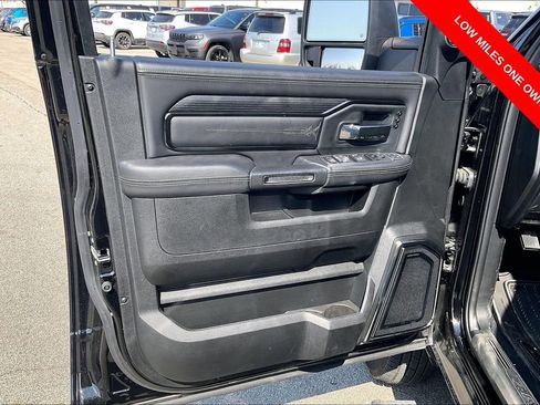 Used 2024 RAM 3500 Limited AWD/4WD image 23