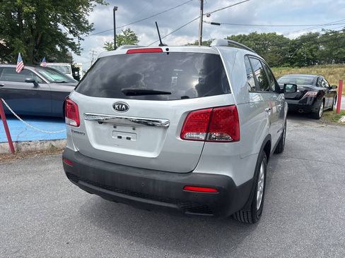 Used 2011 Kia Sorento LX w/ Convenience Pkg AWD/4WD image 5