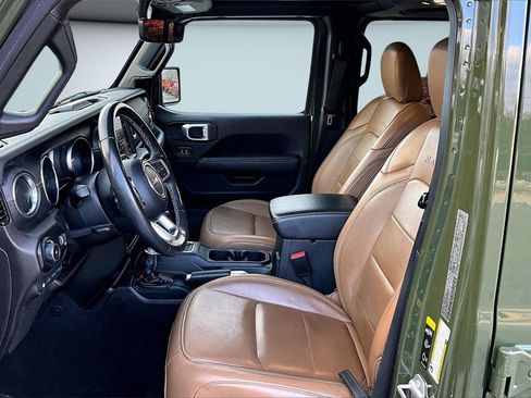 Used 2023 Jeep Wrangler Unlimited Sahara w/ Cold Weather Group image 21