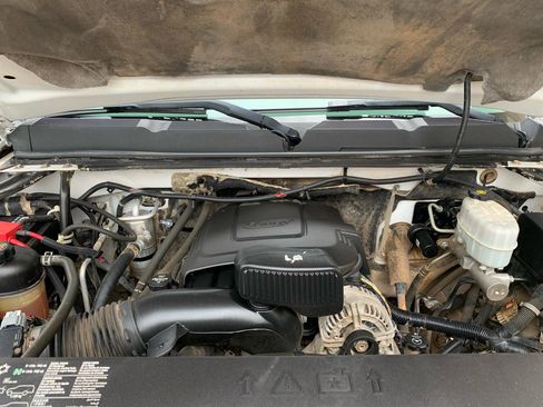 Used 2013 Chevrolet Silverado 2500 W/T image 9