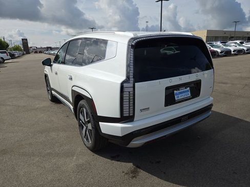 New 2026 Hyundai Ioniq 9 SEL image 8