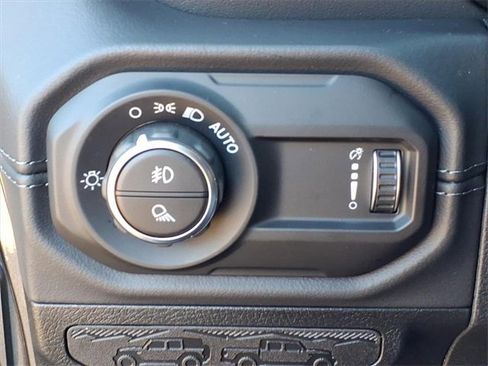 New 2026 Jeep Gladiator Sport image 19