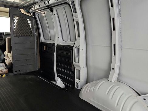 New 2025 Chevrolet Express 2500 image 35