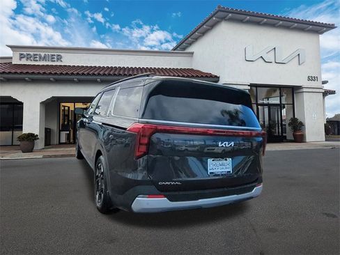 Certified 2026 Kia Carnival EX image 6