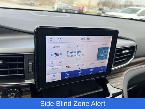 Used 2022 Ford Explorer Limited w/ Equipment Group 301A image 16