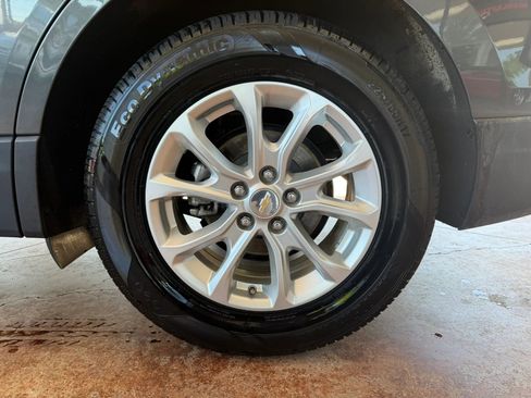 Used 2021 Chevrolet Equinox LT FWD image 26