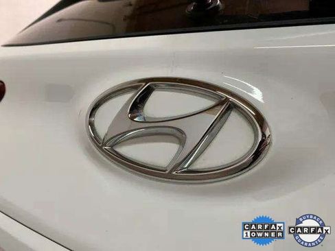 Used 2023 Hyundai Kona SE w/ Cargo Package image 94