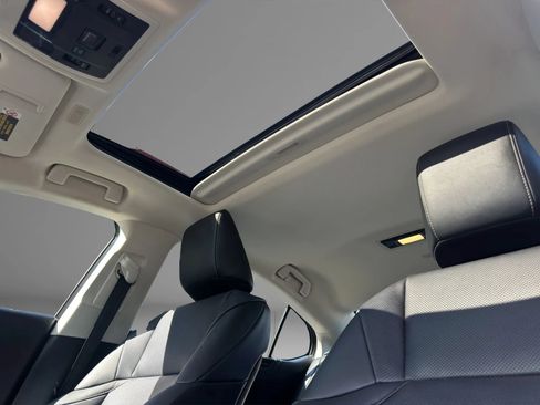 Used 2019 Lexus ES 350 w/ Premium Package FWD image 15