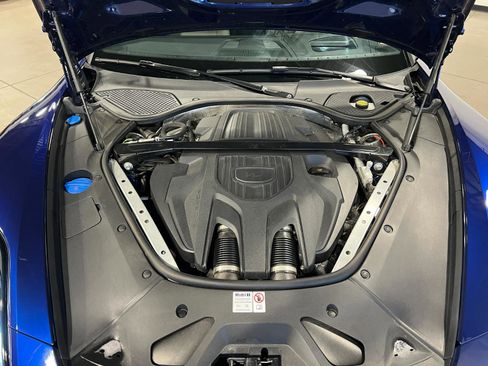 Used 2024 Porsche Panamera 4 image 47