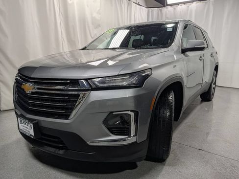 Certified 2023 Chevrolet Traverse LT w/ LT Premium Package AWD/4WD image 8