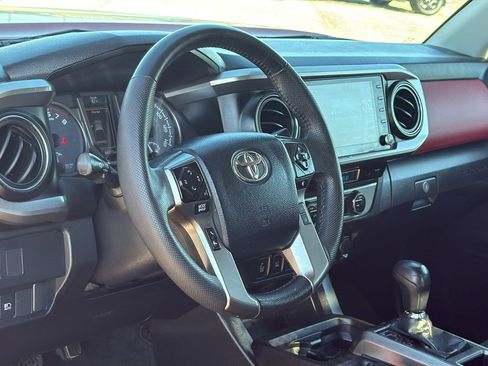 Used 2023 Toyota Tacoma SR5 image 7