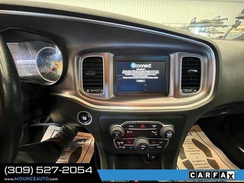 Used 2022 Dodge Charger SXT image 18