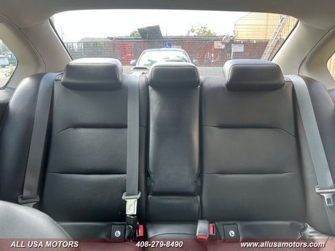 Used 2007 Subaru Legacy 2.5i Limited AWD/4WD image 23