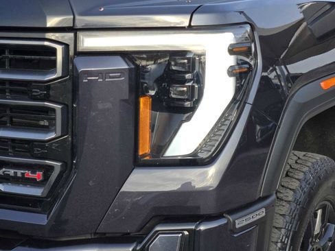 Certified 2024 GMC Sierra 2500 AT4 w/ AT4 Premium Plus Package image 9