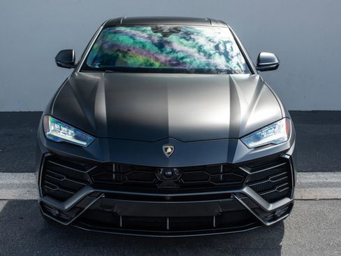 Used 2020 Lamborghini Urus image 3
