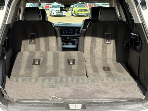 Used 2020 Buick Enclave Avenir w/ Avenir Technology Package image 39