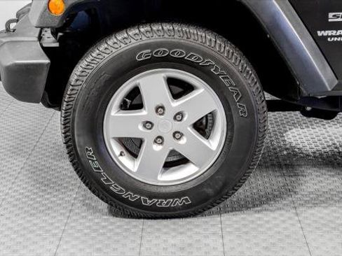 Used 2017 Jeep Wrangler Unlimited Sport w/ Quick Order Package 23S image 31