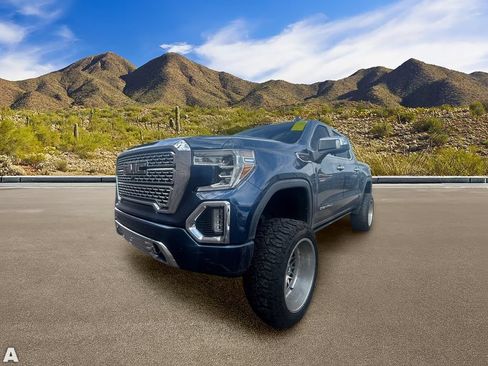 Used 2021 GMC Sierra 1500 Denali w/ Denali Ultimate Package AWD/4WD image 2