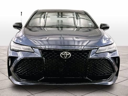 Used 2019 Toyota Avalon Touring w/ Advanced Safety Package FWD image 3