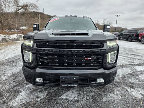 Used 2022 Chevrolet Silverado 3500 LTZ w/ LTZ Plus Package image 15