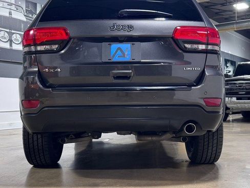 Used 2018 Jeep Grand Cherokee Limited image 9