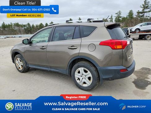 Used 2015 Toyota RAV4 LE image 3