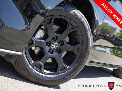 Used 2025 Toyota Sienna XLE Woodland Edition AWD/4WD image 14
