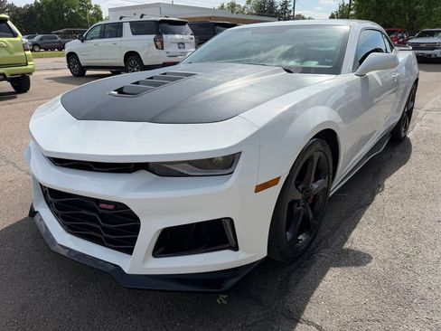 Used 2014 Chevrolet Camaro SS w/ RS Package RWD image 4