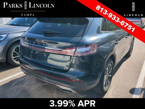 Used 2023 Lincoln Nautilus FWD w/ Premium Package image 8