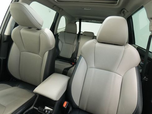 Used 2022 Subaru Forester Limited image 15