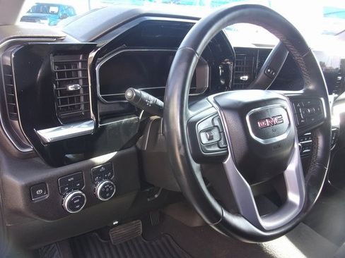 Used 2024 GMC Sierra 1500 Elevation image 27