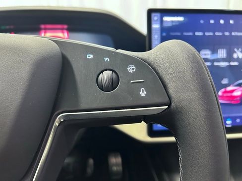 Used 2023 Tesla Model S Base image 10