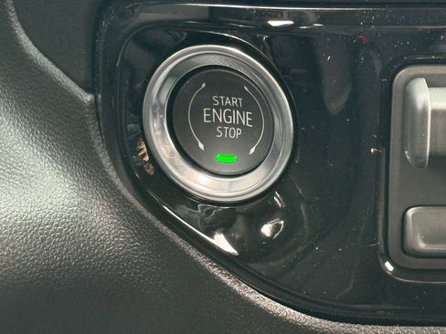 New 2026 GMC Sierra 1500 SLE image 24