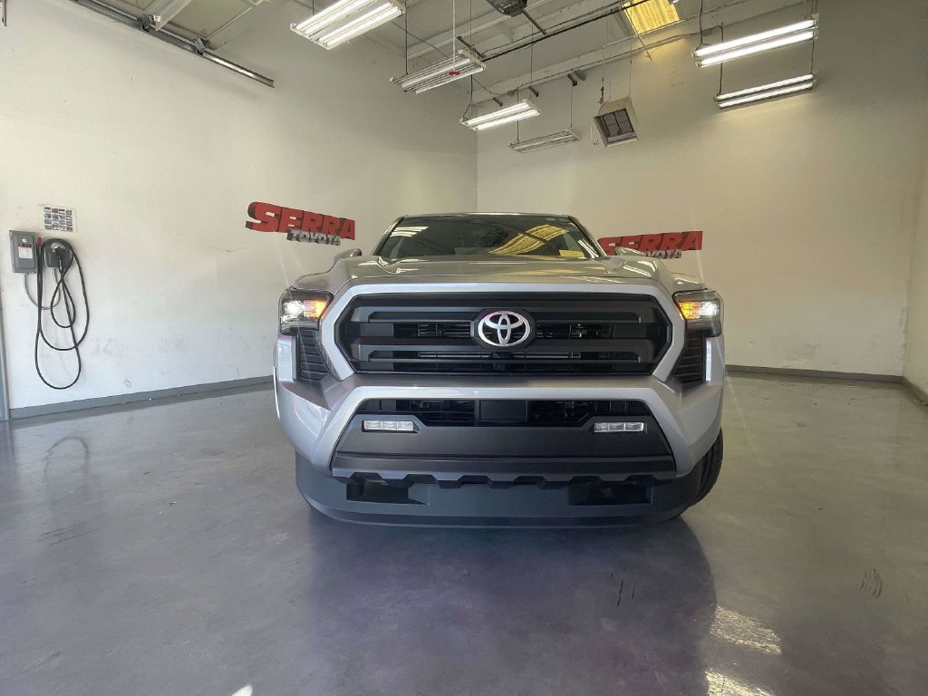 Used 2025 Toyota Tacoma SR5 RWD image 6