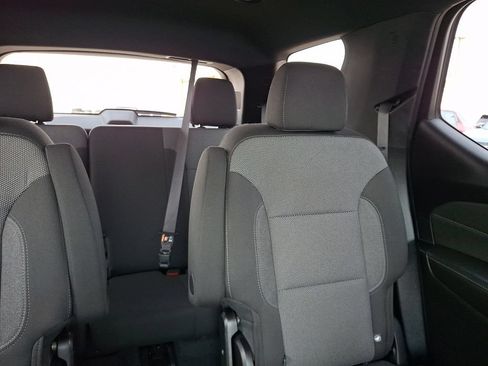 Used 2023 Chevrolet Traverse LT w/ Midnight/Sport Edition AWD/4WD image 21