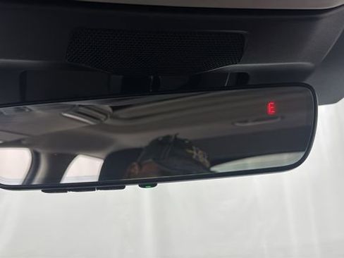 Certified 2025 Subaru Crosstrek 2.0i Premium image 34