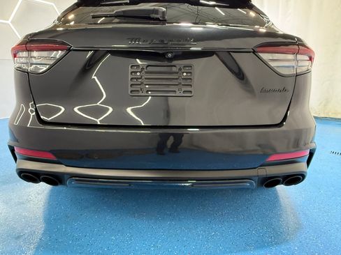 Used 2022 Maserati Levante Modena S AWD/4WD image 43